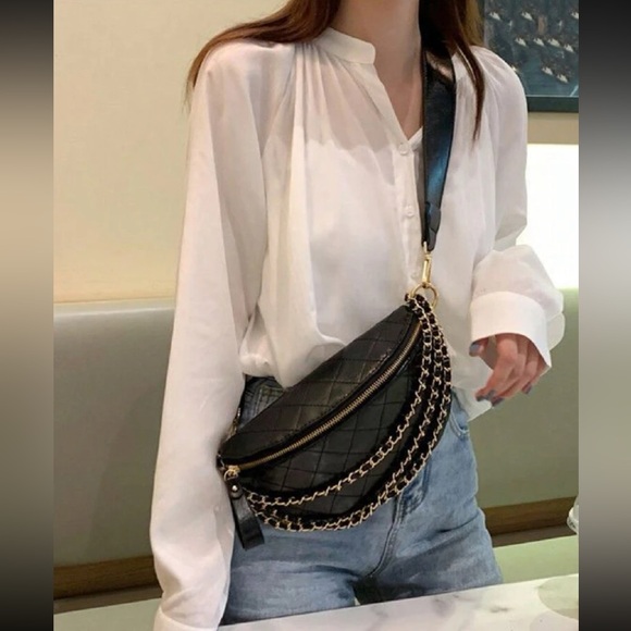 Luxe black vegan leather bum bag zipper chain Fanny pack ack crossbody bag - Picture 2 of 5